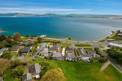 Photo of property in 316 Lake Terrace, Two Mile Bay, Taupo, 3330