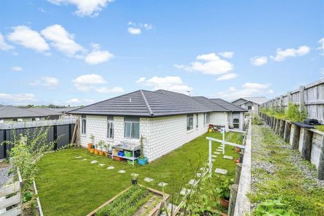 Photo of property in 35 Purser Crescent, Flagstaff, Hamilton, 3210