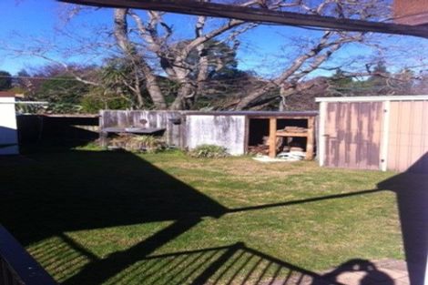 Photo of property in 43 Welcome Bay Road, Welcome Bay, Tauranga, 3112