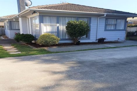 Photo of property in 10 Valley Road, Waiuku, 2123