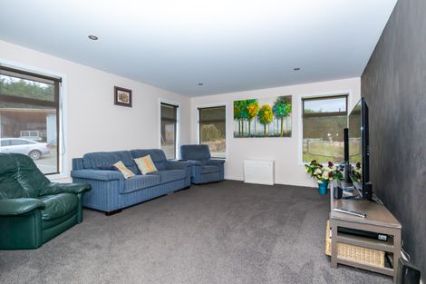 Photo of property in 437 Rolling Ridges Road, Levels Valley, Timaru, 7975