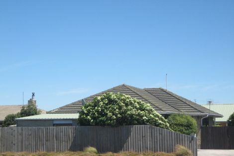 Photo of property in 4 Masham Road, Broomfield, Christchurch, 8042