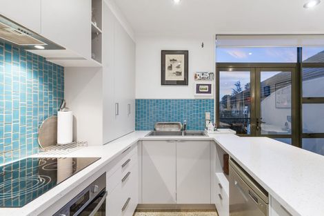 Photo of property in 4/16 Huron Street, Takapuna, Auckland, 0622