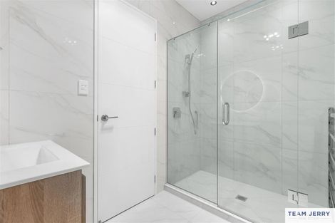 Photo of property in 27 Kuaha Road, Massey, Auckland, 0614