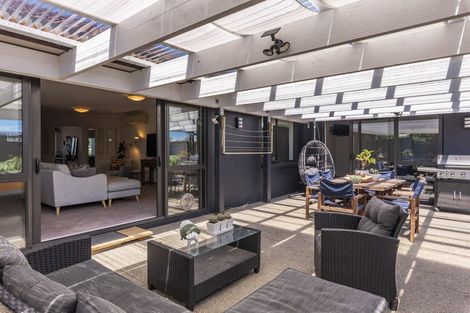 Photo of property in 25 Stella Court, Paraparaumu, 5032