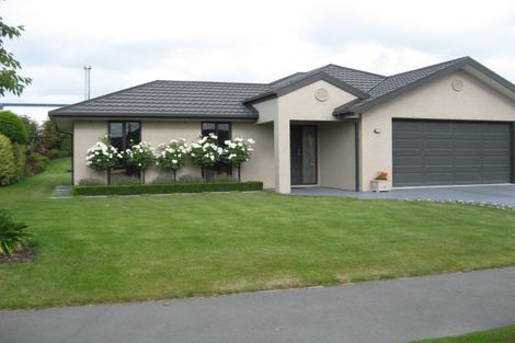 Photo of property in 10 Palm Drive, Shirley, Christchurch, 8052