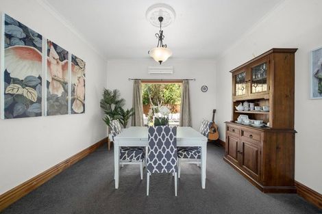 Photo of property in 4 Hillside Drive, Maoribank, Upper Hutt, 5018