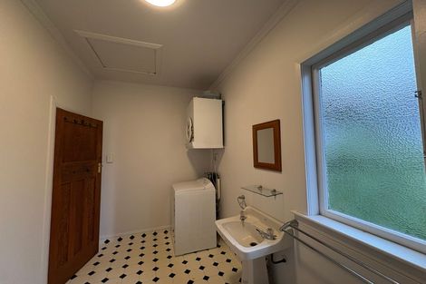 Photo of property in 8 Blythe Street, Berhampore, Wellington, 6023