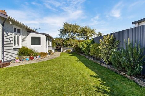 Photo of property in 30 Parsonage Road, Waimate, 7924