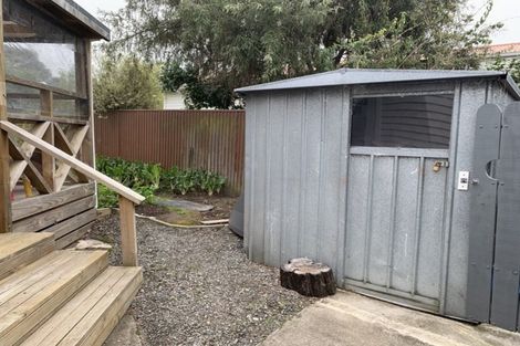 Photo of property in 1 Jull Crescent, Waipukurau, 4200