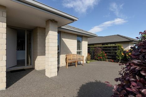 Photo of property in 7 Vista Close, Omokoroa, 3114
