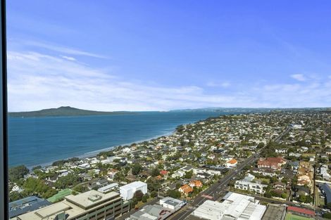 Photo of property in Sentinel Apartments, 2703/3 Northcroft Street, Takapuna, Auckland, 0622