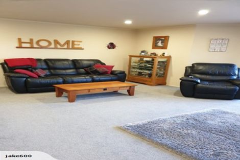 Photo of property in 16 Harris Place, Ngatea, 3503