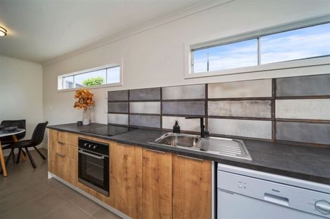 Photo of property in 65 Dixon Avenue, Hawera, 4610