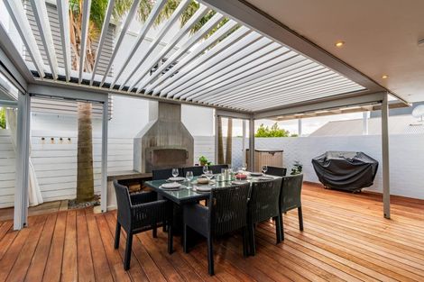 Photo of property in 249a Dickson Road, Papamoa Beach, Papamoa, 3118