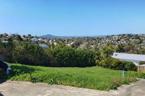 Photo of property in 15b Speedy Crescent, Hillcrest, Auckland, 0627