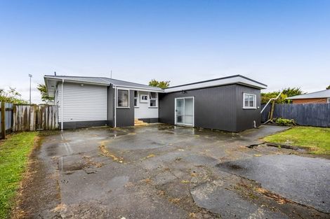 Photo of property in 41 Camberwell Road, Hawera, 4610
