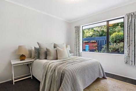 Photo of property in 8 Castle Way, Beckenham, Christchurch, 8023