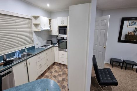 Photo of property in 11 Kotuku Drive, Paraparaumu Beach, Paraparaumu, 5032