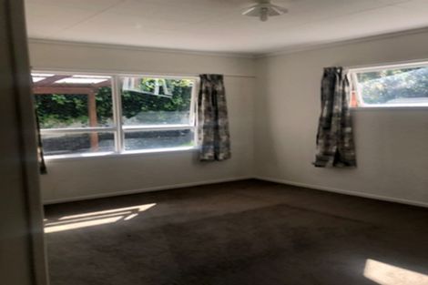 Photo of property in 2/20 Sheridan Drive, New Lynn, Auckland, 0600