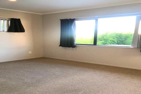 Photo of property in 29a Rosedale Road, Pinehill, Auckland, 0632