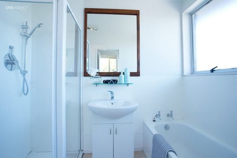 Photo of property in 27 Pateke Place, Bromley, Christchurch, 8062