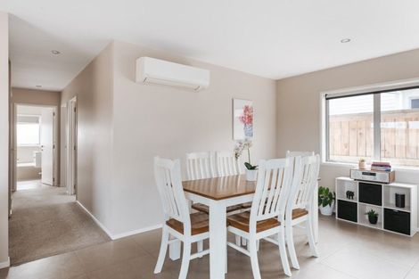 Photo of property in 87 Awatira Drive, Papamoa Beach, Papamoa, 3118