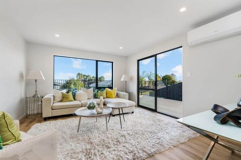 Photo of property in 3a Pine Terrace, Howick, Auckland, 2014