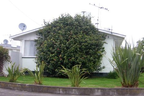 Photo of property in 4 Benmore Avenue, Cloverlea, Palmerston North, 4412