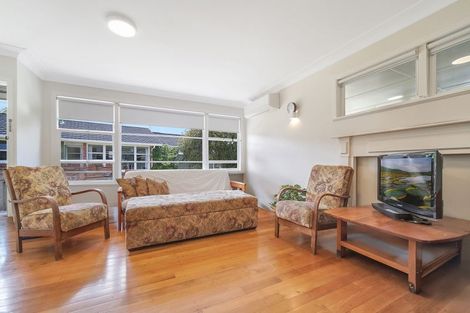 Photo of property in 6/2 Saltburn Road, Milford, Auckland, 0620