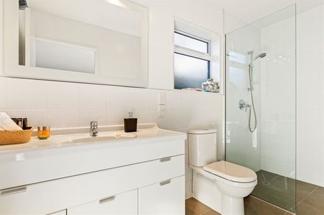 Photo of property in 132 Totara Street, Riccarton, Christchurch, 8041