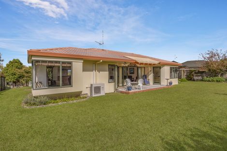 Photo of property in 15 Loveridge Place, Morrinsville, 3300