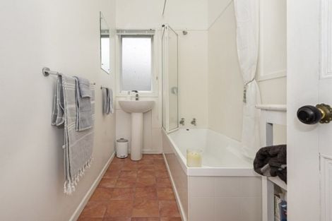 Photo of property in 11 Grafton Road, Te Hapara, Gisborne, 4010