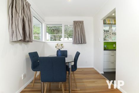 Photo of property in 106 Ruskin Road, Newlands, Wellington, 6037