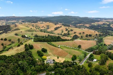 Photo of property in 71a Rapson Road, Kaukapakapa, 0871