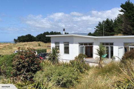 Photo of property in 6 Puk Lane, Flat Point, Masterton, 5883