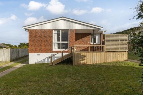 Photo of property in 30 Rangituhi Crescent, Takapuwahia, Porirua, 5022