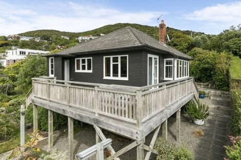 Photo of property in 143 Campbell Street, Karori, Wellington, 6012