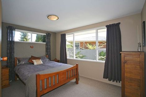 Photo of property in 6 Birdling Place, Halswell, Christchurch, 8025