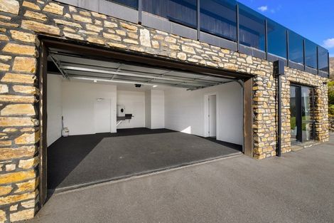 Photo of property in 30 Niger Street, Wanaka, 9305
