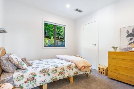 Photo of property in 100 Upper Harbour Drive, Greenhithe, Auckland, 0632