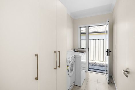 Photo of property in 10 Kapiti Drive, Poraiti, Napier, 4112