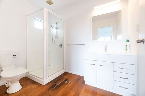 Photo of property in Lakeview Terrace, 19/14 Ambrico Place, New Lynn, Auckland, 0600