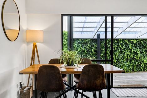 Photo of property in 3 Puriri Street, Inglewood, 4330