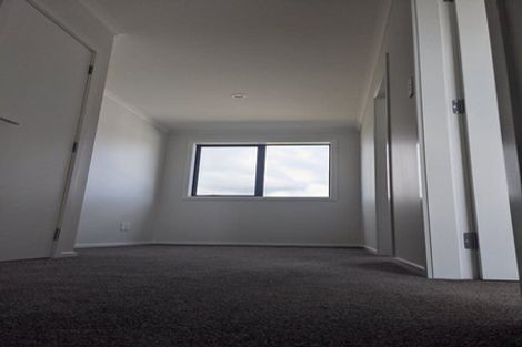 Photo of property in 1b Breakwater Way, Whitby, Porirua, 5024