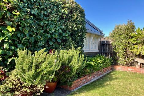Photo of property in 66 Ludlam Street, Seatoun, Wellington, 6022
