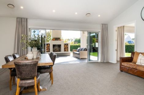 Photo of property in 159 Arataki Road, Havelock North, 4130