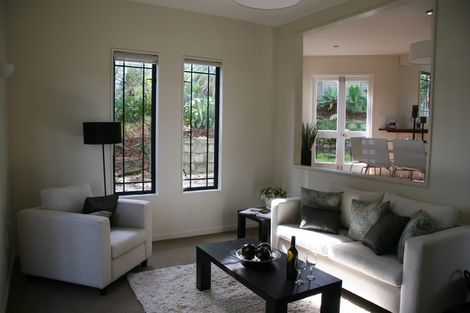 Photo of property in 27 Westmere Crescent, Westmere, Auckland, 1022