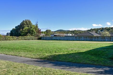 Photo of property in 68 Montgomery Crescent, Kinloch, Taupo, 3377