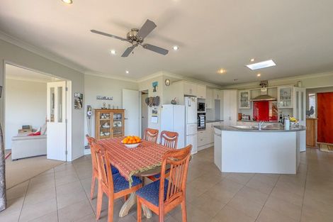 Photo of property in 795 Island Block Road, Island Block, Te Kauwhata, 3782